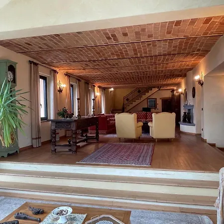 Cadgal - Tenuta La Cova 3*