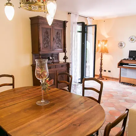 Cadgal - Tenuta La Cova 3*