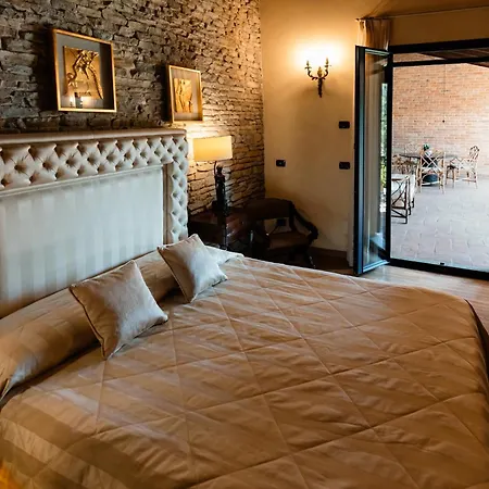 Cadgal - Tenuta La Cova Bed & Breakfast
