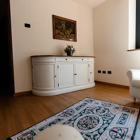 Tenuta Baravalle Bed & Breakfast Calamandrana