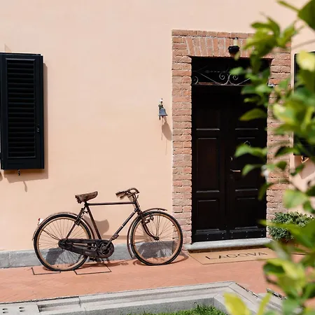 فندق مبيت وإفطار Cadgal - Tenuta La Cova Calamandrana