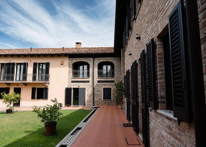Cadgal - Tenuta La Cova 3* Calamandrana